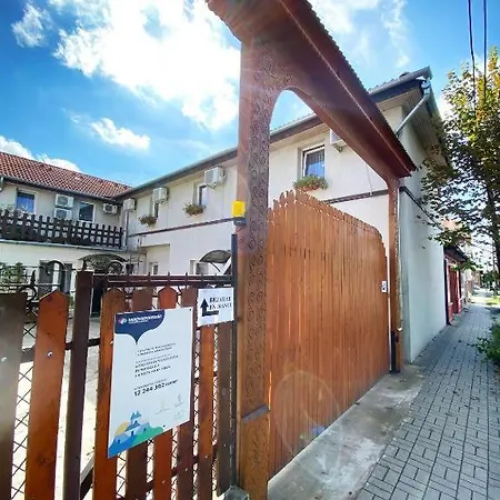 Hotel Franc Llagami -