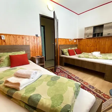 Hotel Franc Llagami -